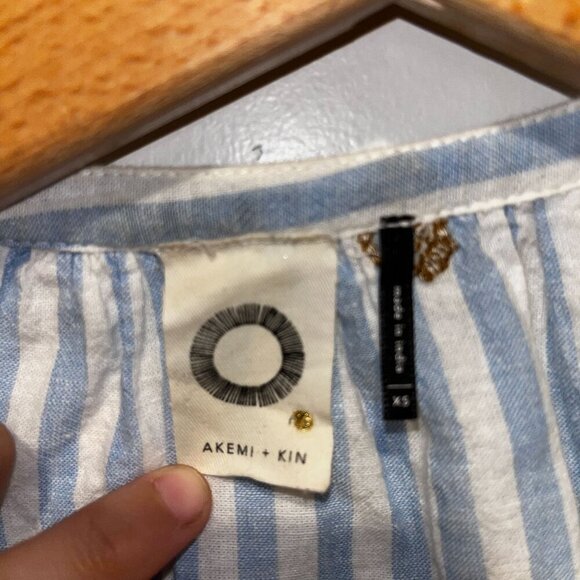 Anthropologie Akemi + Kin Striped Button-Up Blouse With Embroidered Floral Patte - Picture 5 of 9